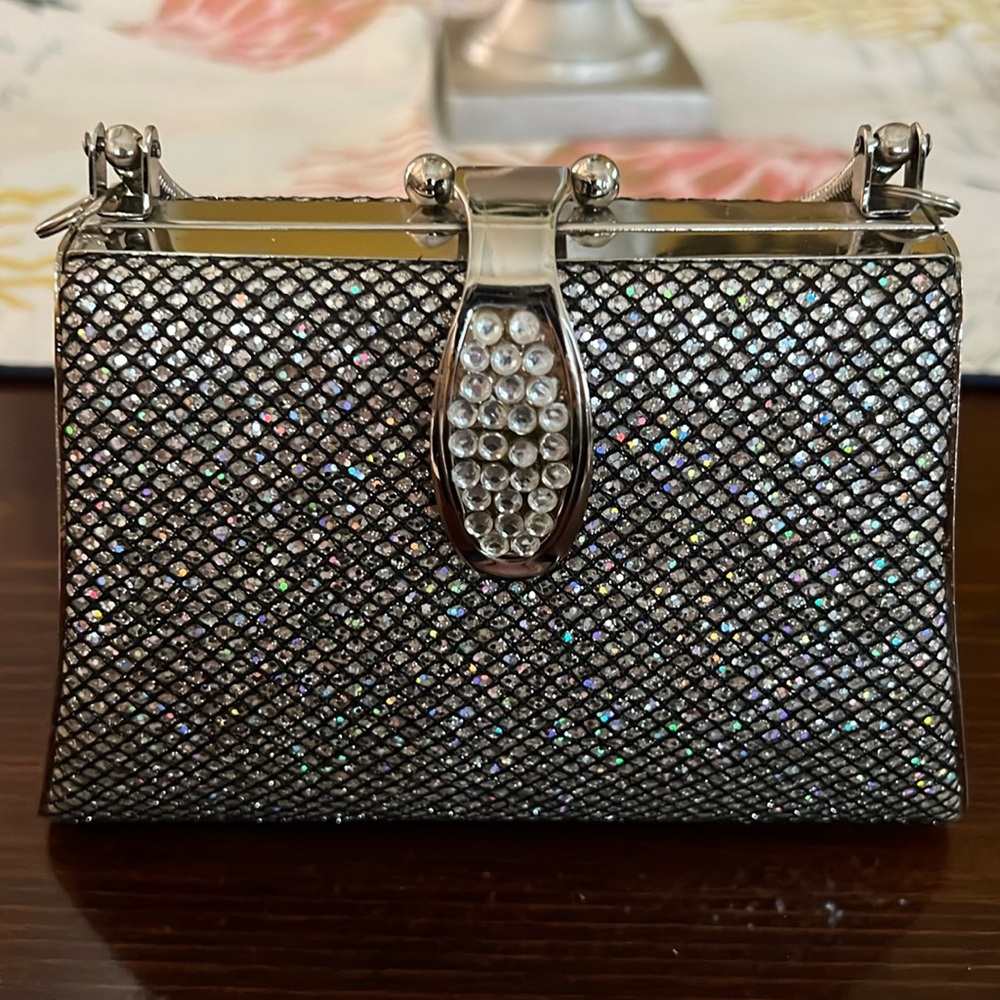 Sanremo- small bling bag with chain